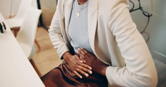 Dores de estômago por stress: causas, sintomas e dicas úteis