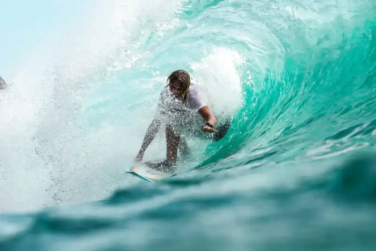 Os Benefícios Potenciais do CBD para Surfistas: Dor, Sono e Ansiedade