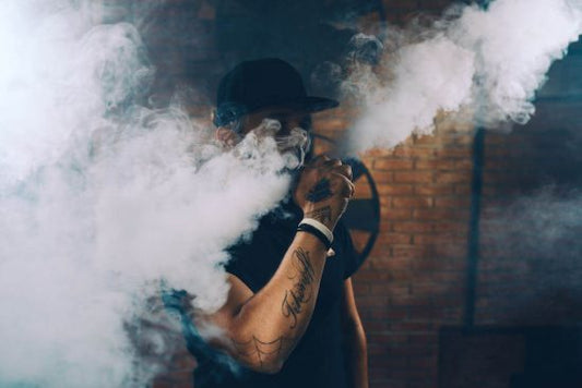 TUDO O QUE PRECISA DE SABER SOBRE VAPING CBD